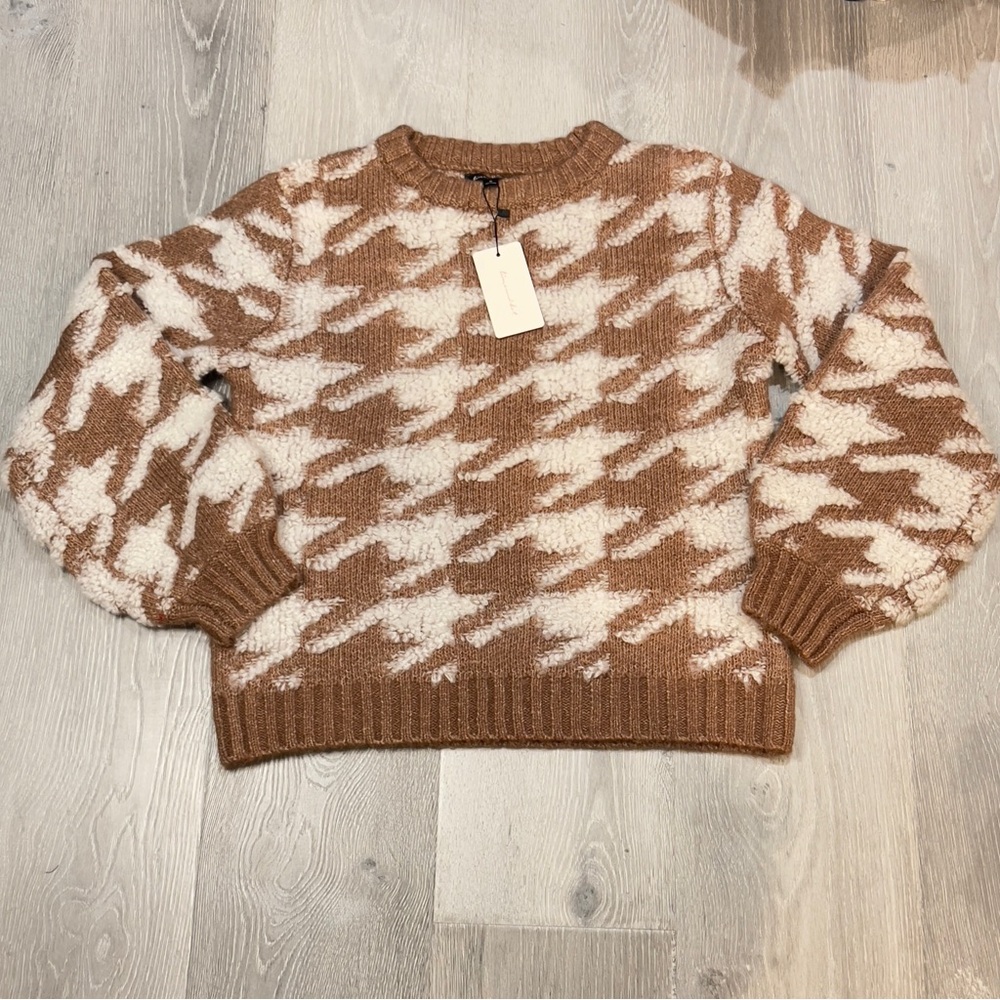 NEW! Anthropology Line and Dot Houndstooth Sweater Cozy Warm preppy trendy gift